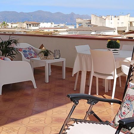 " Limoncello" Appartamento A 150 M Dal Mare ! Perfetto Per Famiglie E Coppie Alcamo Kültér fotó