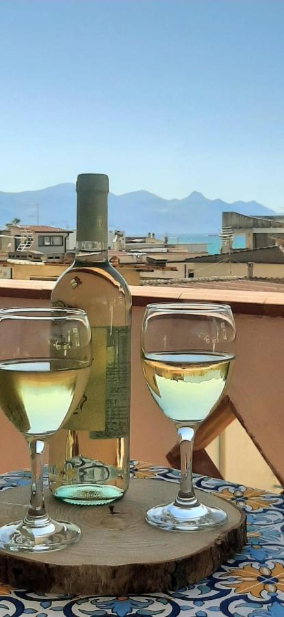 " Limoncello" Appartamento A 150 M Dal Mare ! Perfetto Per Famiglie E Coppie Alcamo Kültér fotó